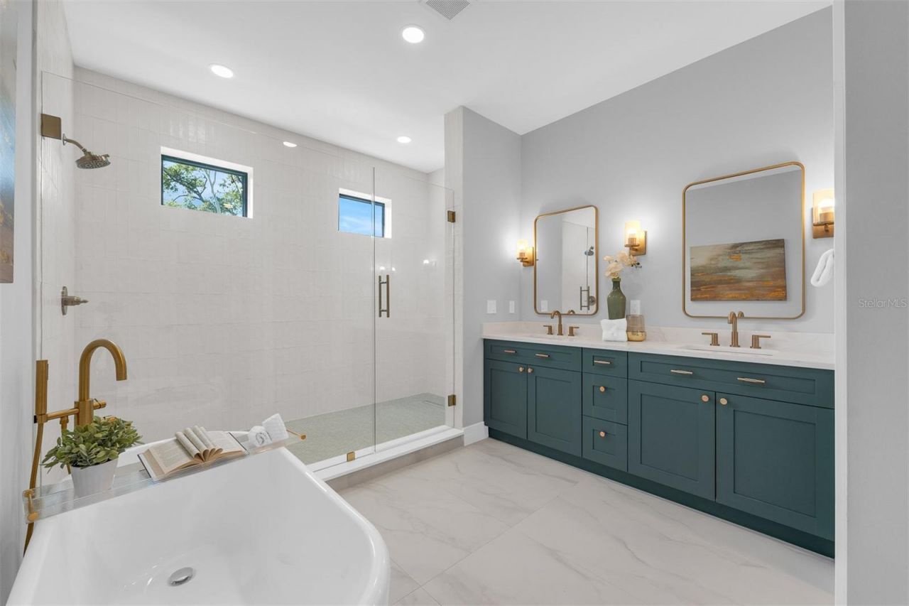 2422 Musselwhite Avenue, Orlando, FL 32804 Photo