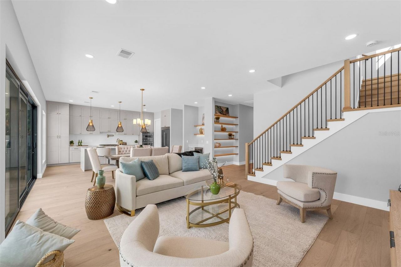 2422 Musselwhite Avenue, Orlando, FL 32804 Photo