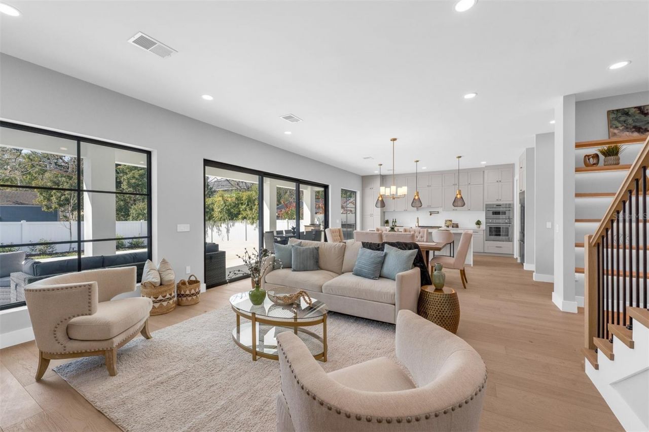 2422 Musselwhite Avenue, Orlando, FL 32804 Photo