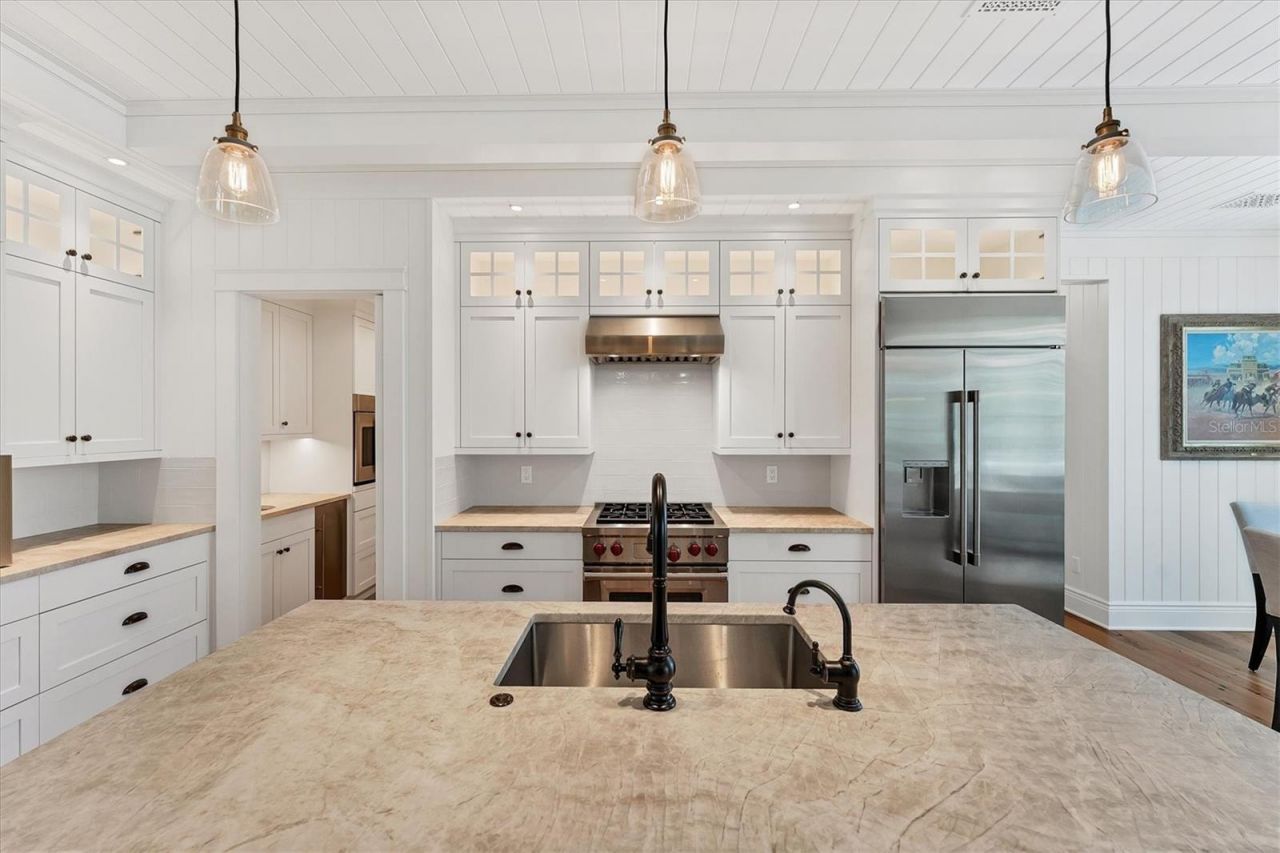 150 1st Street E, Boca Grande, FL 33921 Photo