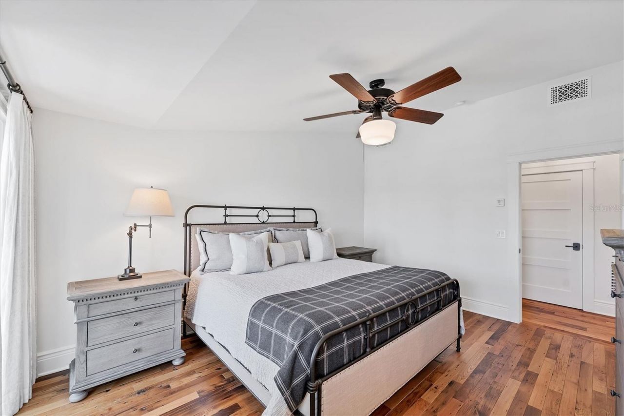 150 1st Street E, Boca Grande, FL 33921 Photo