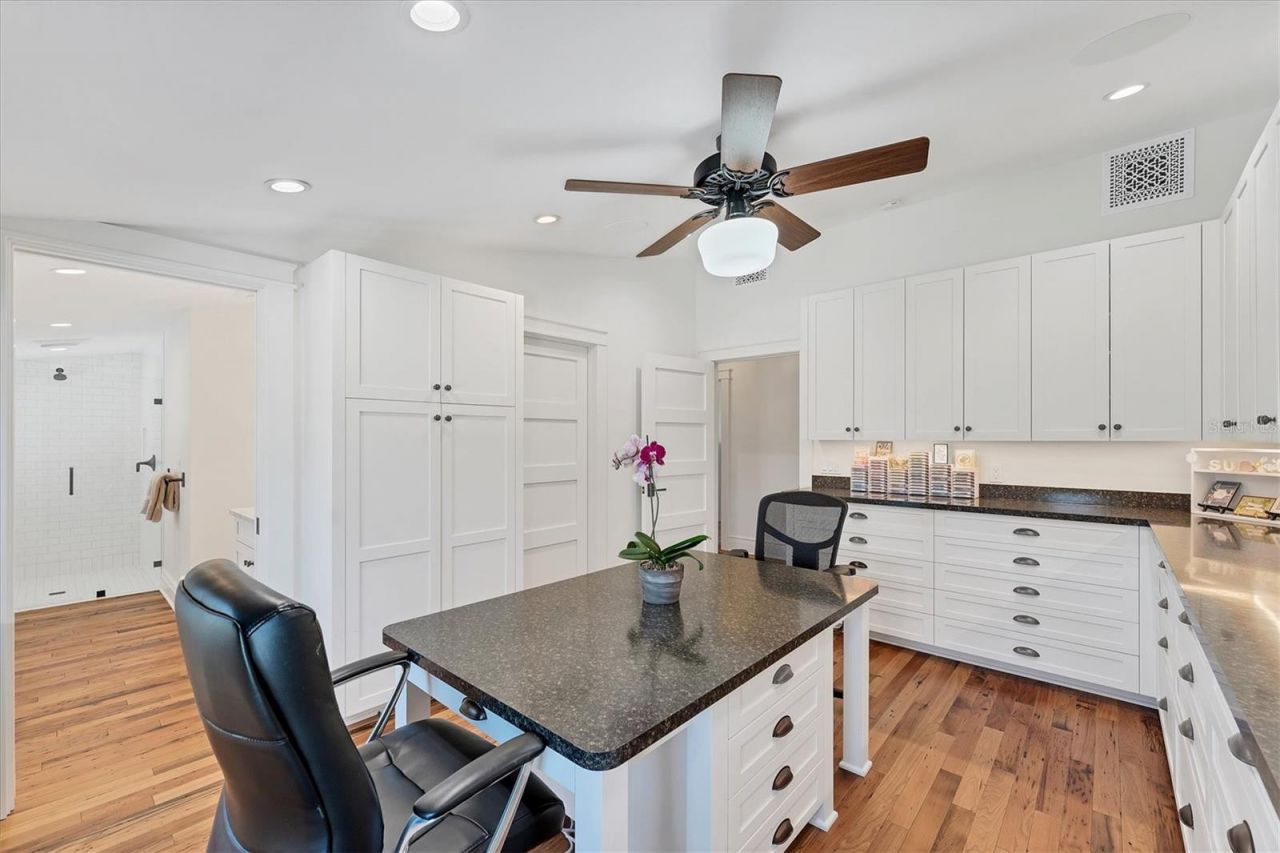 150 1st Street E, Boca Grande, FL 33921 Photo