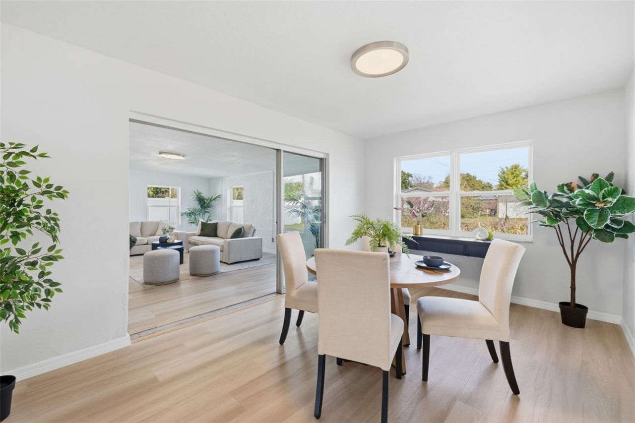 1027 27th Avenue S, Saint Petersburg, FL 33705 Photo