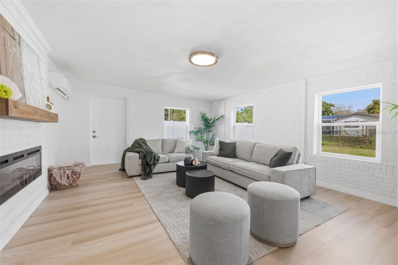 1027 27th Avenue S, Saint Petersburg, FL 33705 Photo