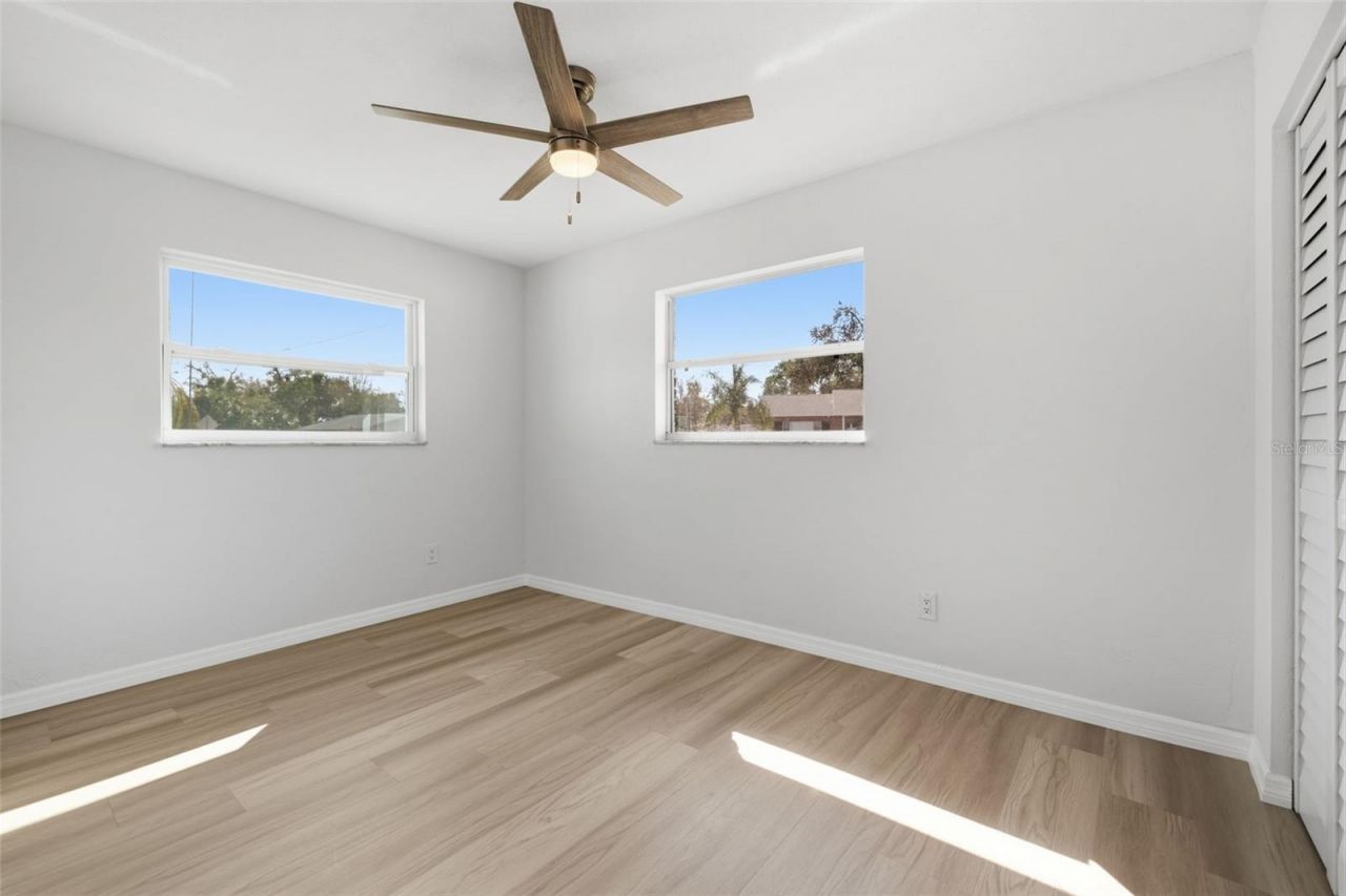 1027 27th Avenue S, Saint Petersburg, FL 33705 Photo