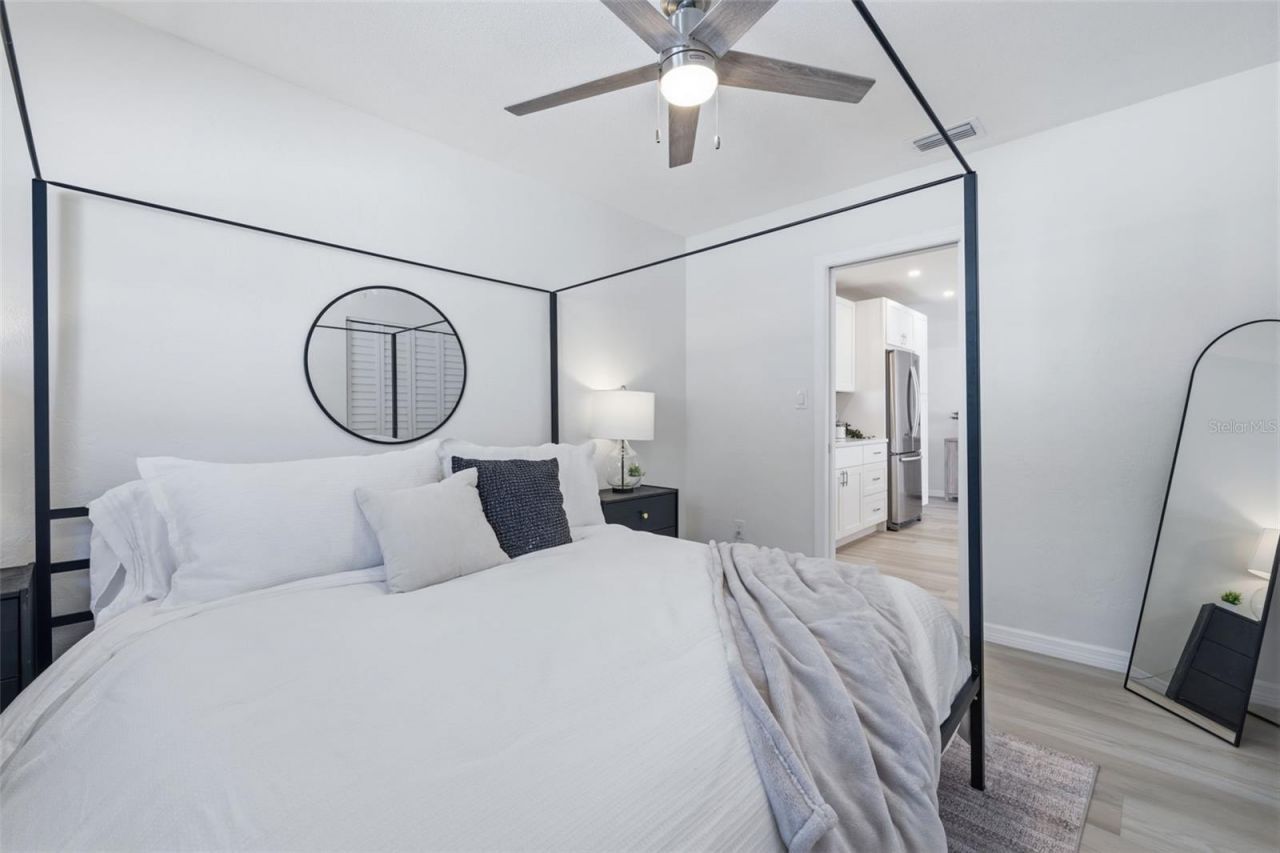 1027 27th Avenue S, Saint Petersburg, FL 33705 Photo