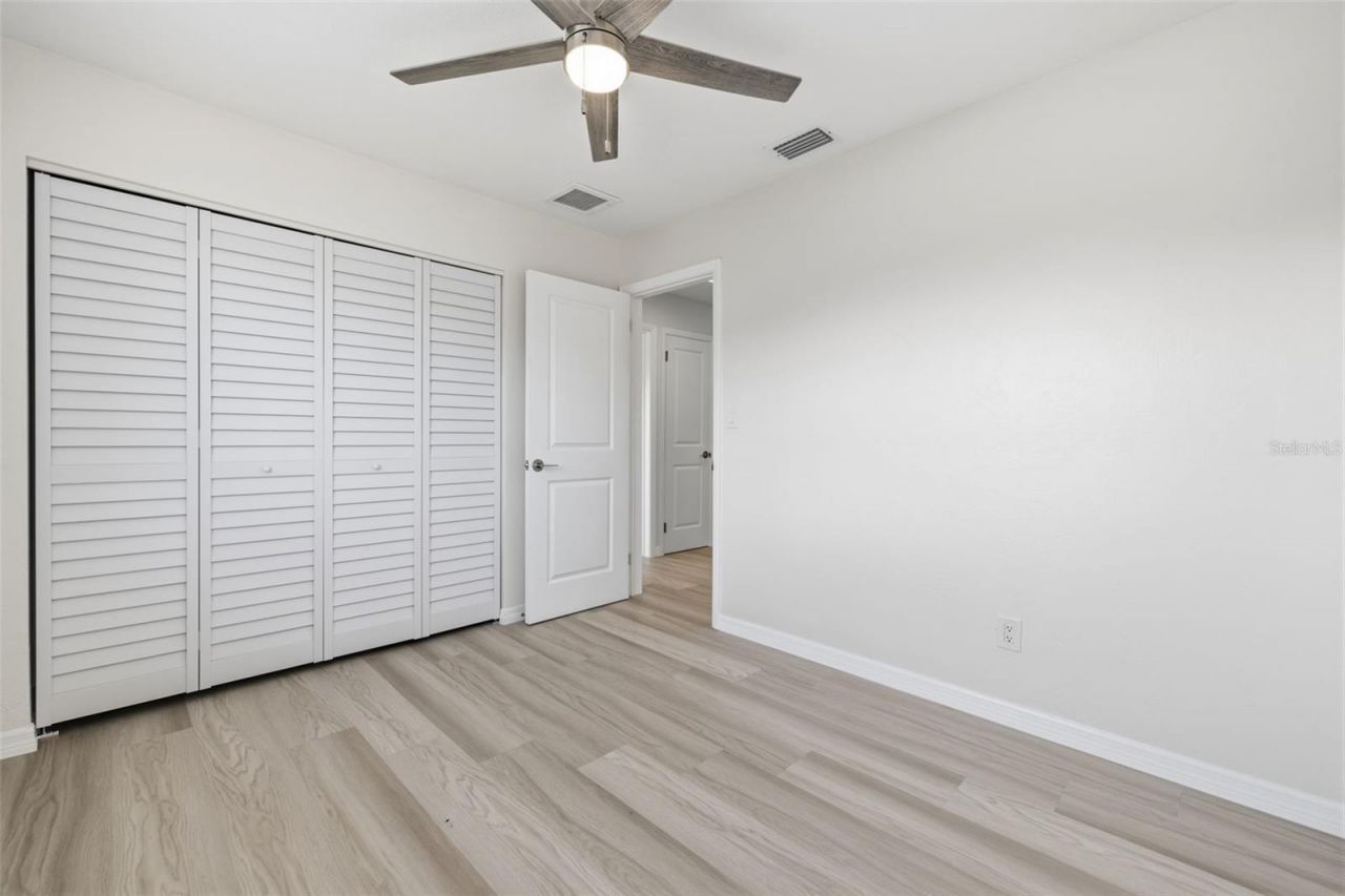 1027 27th Avenue S, Saint Petersburg, FL 33705 Photo