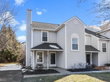 101 EVERETT DRIVE , NEWTOWN, PA 18940