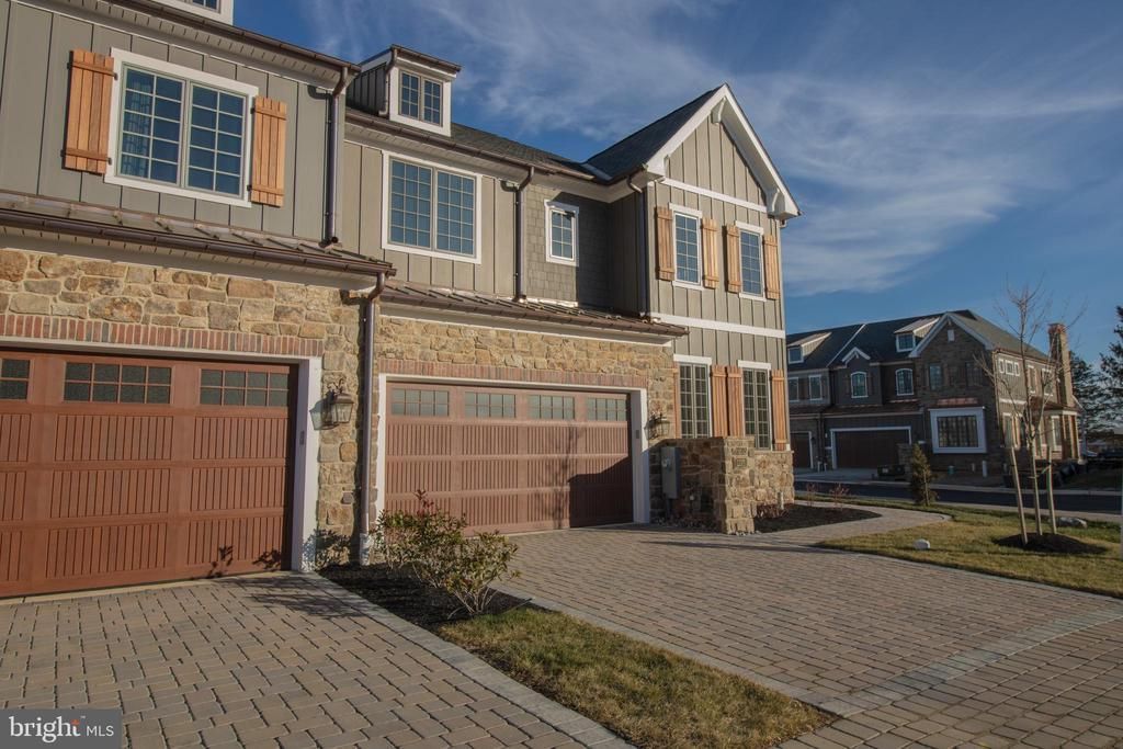 1300 Coulee Way , Wilmington, DE 19803 Main Photo