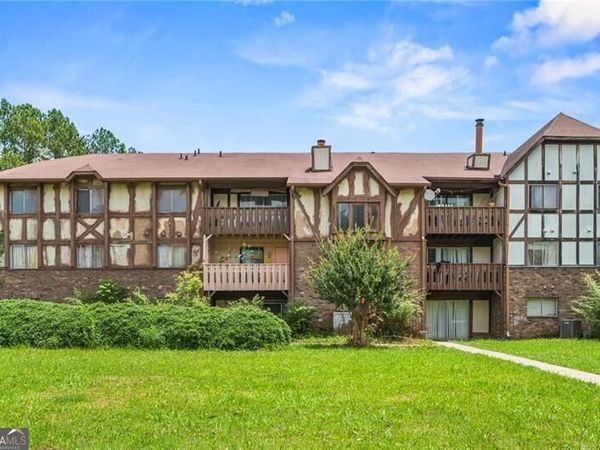 115 Camelot Drive, Atlanta, GA 30349