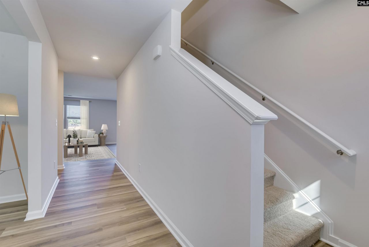 353 Pulman Drive  Photo 8