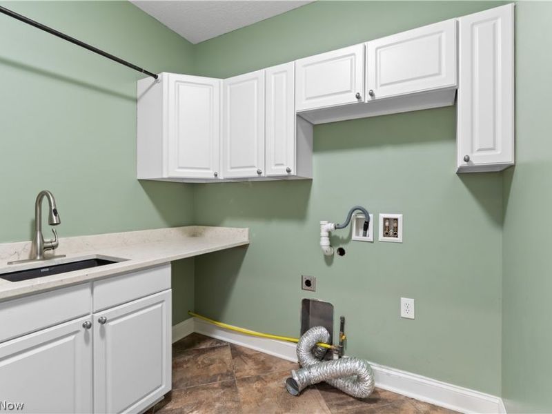 173 Sycamore Drive NW, North Canton, OH 44720 Photo 23