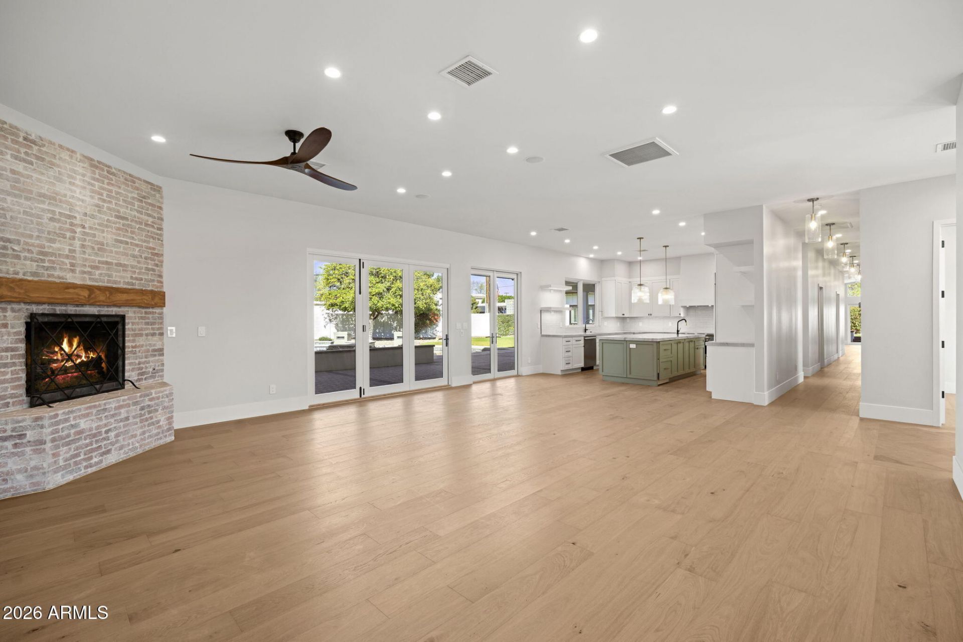 4030 N 54th Place, Phoenix, AZ 85018 Main Photo