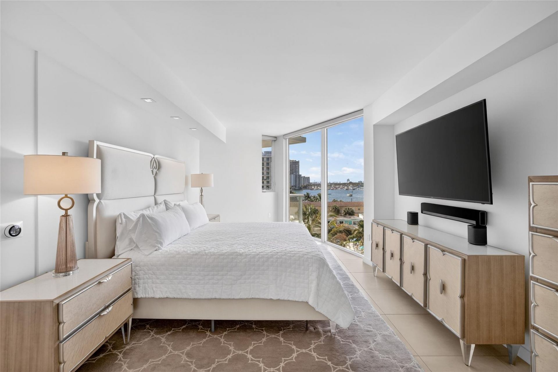 401 N Birch Road, Unit 600, Fort Lauderdale, FL 33304 Photo