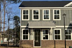 473 Martins Creek Boulevard photo 4