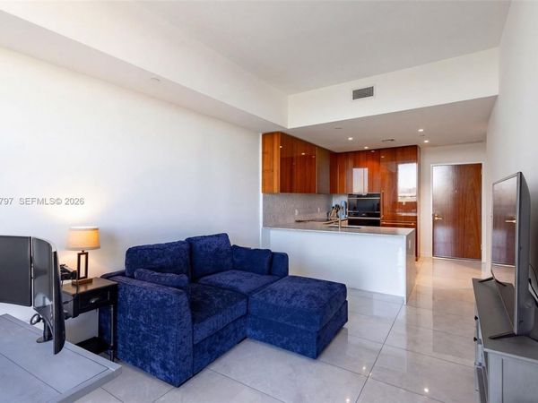 2678 Tigertail Ave, Unit 612, Miami, FL 33133