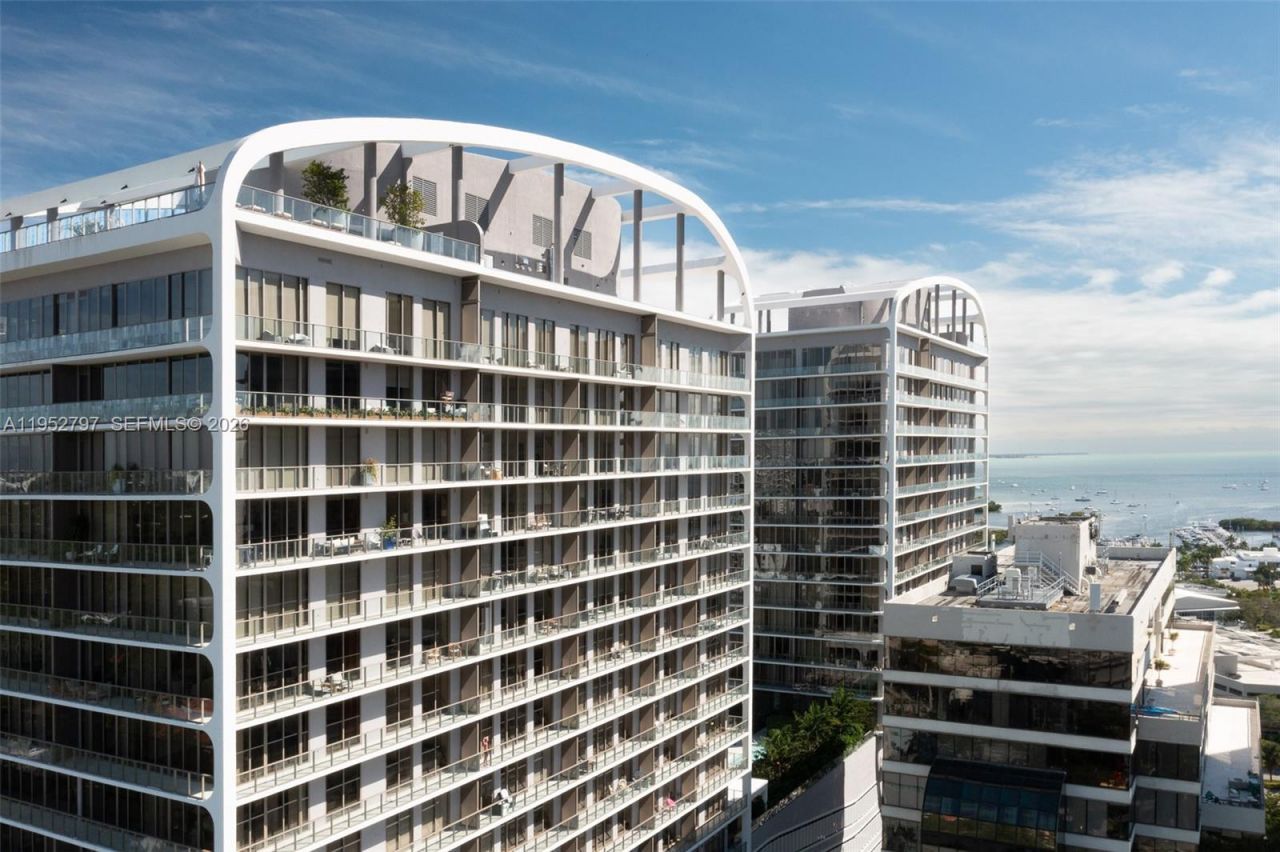 2678 Tigertail Ave , Unit 612, Miami, FL 33133 Photo