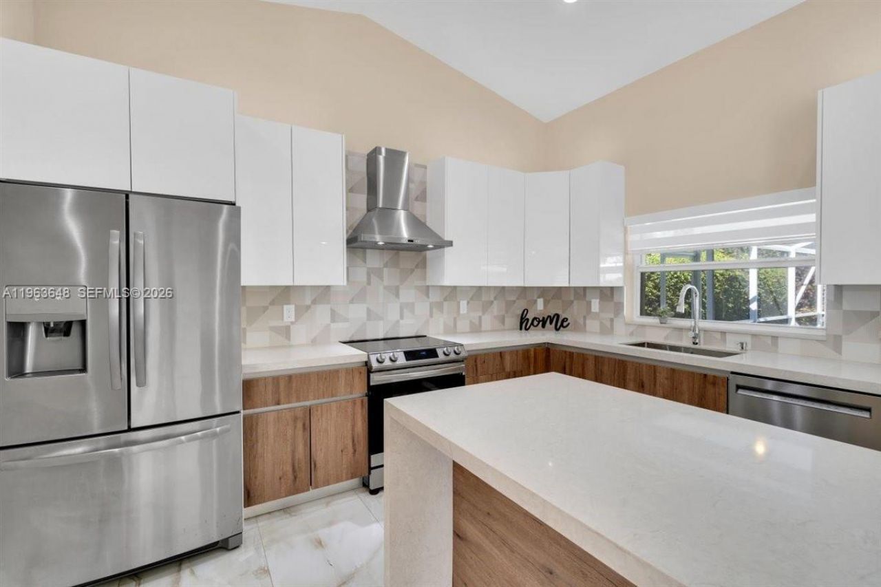 10425 NW 48th Mnr, Coral Springs, FL 33076 Photo