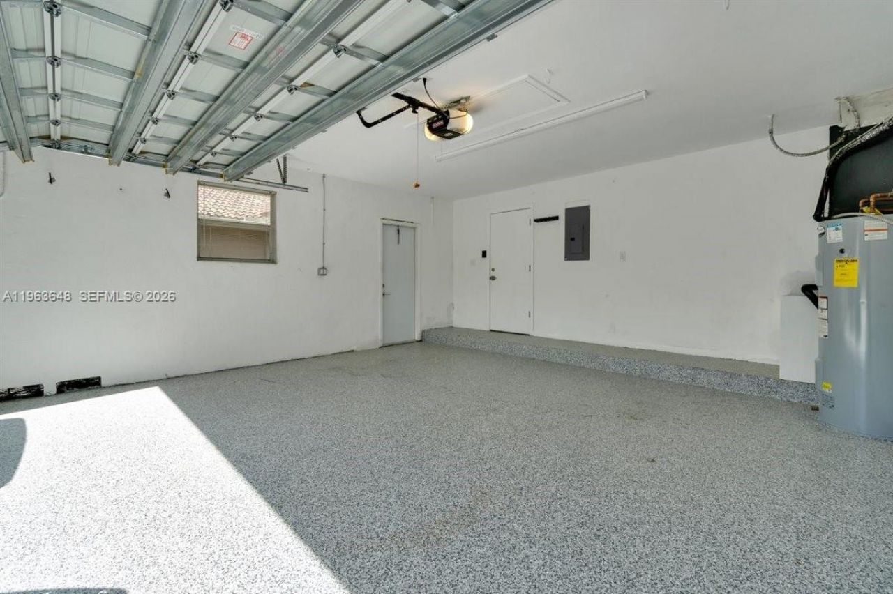 10425 NW 48th Mnr, Coral Springs, FL 33076 Photo