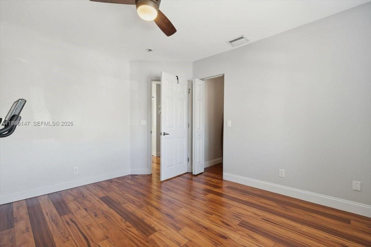 1282 Grant Ct , Hollywood, FL 33019 Photo