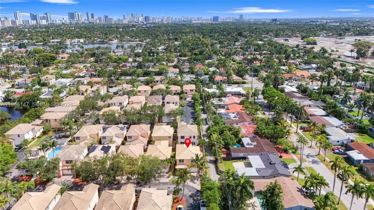 1282 Grant Ct , Hollywood, FL 33019 Photo