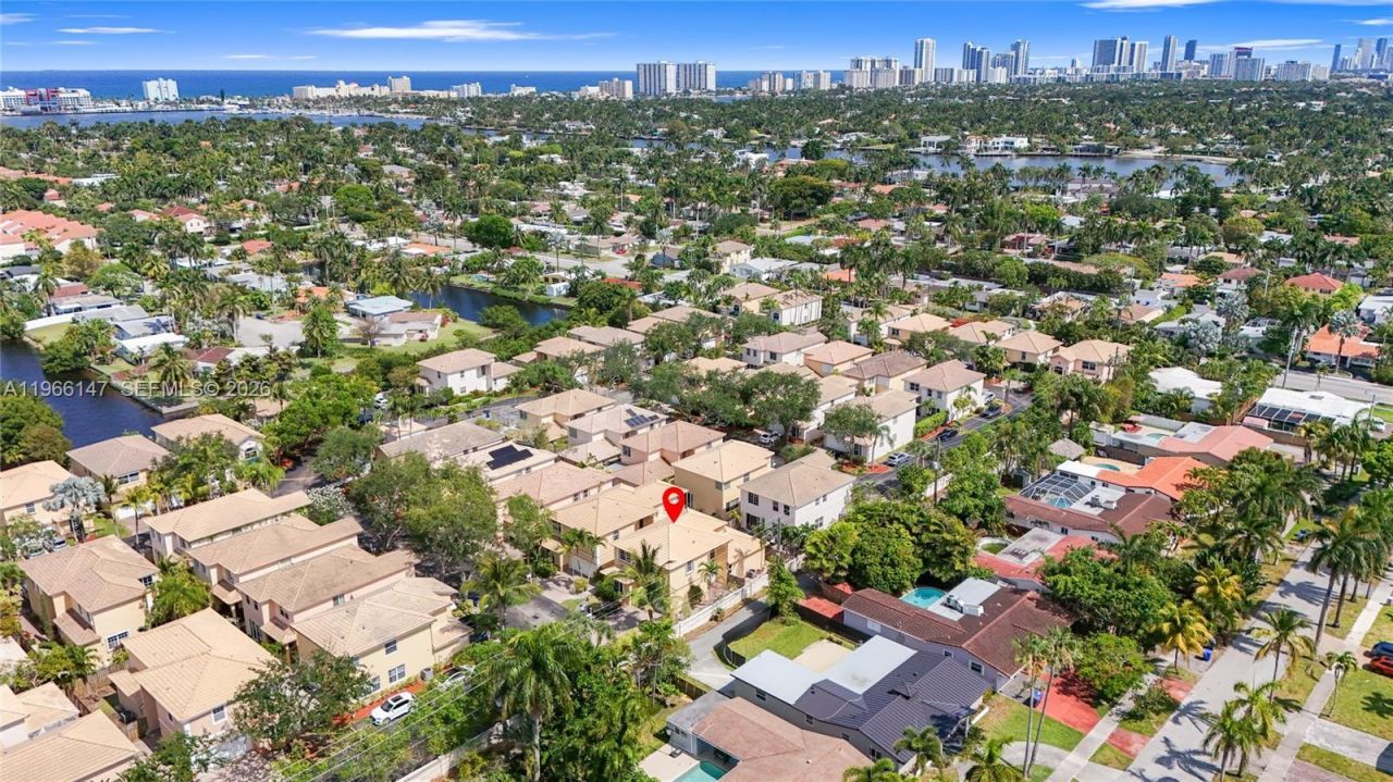 1282 Grant Ct , Hollywood, FL 33019 Photo