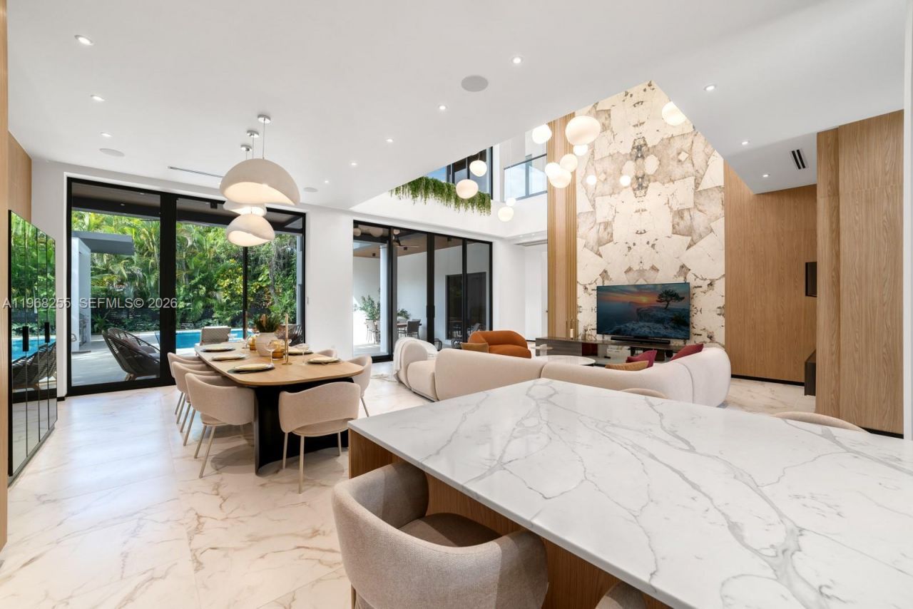 7420 SW 52nd Ave, Miami, FL 33143 Photo