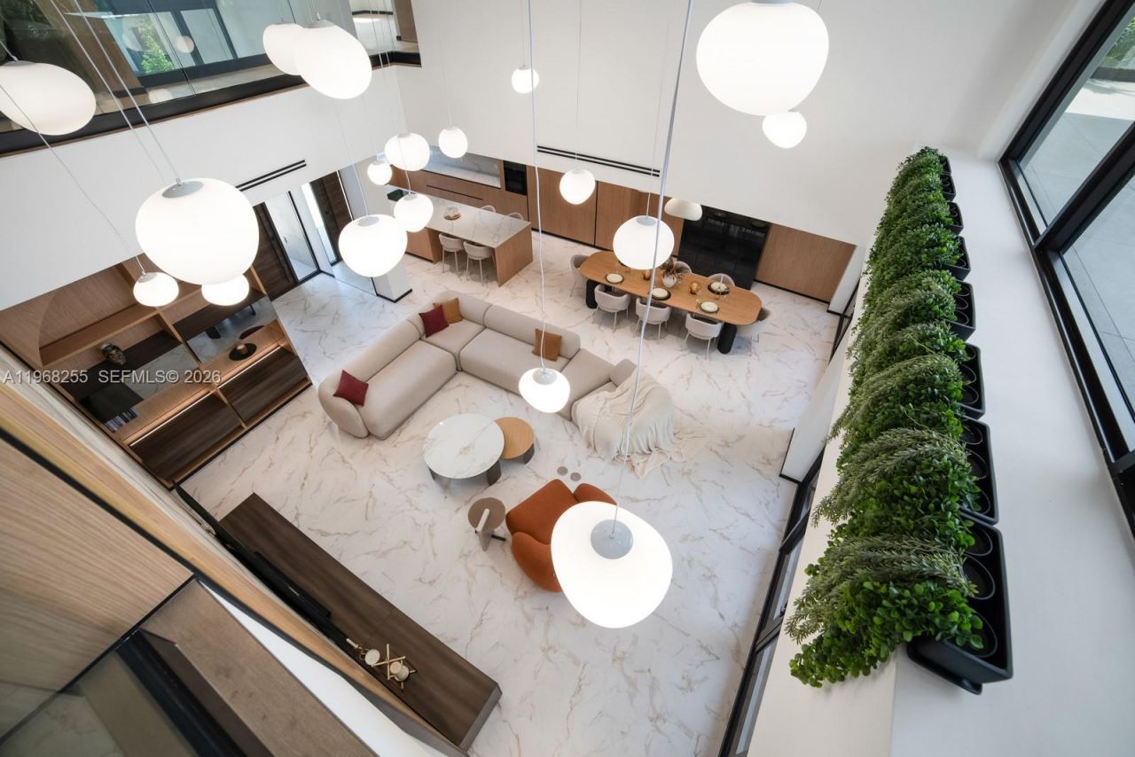 7420 SW 52nd Ave, Miami, FL 33143 Photo