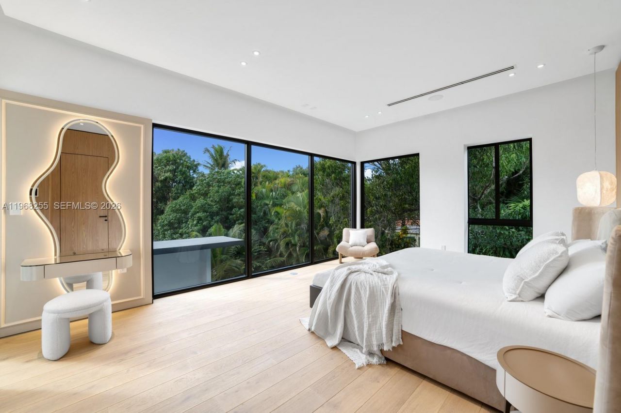 7420 SW 52nd Ave, Miami, FL 33143 Photo