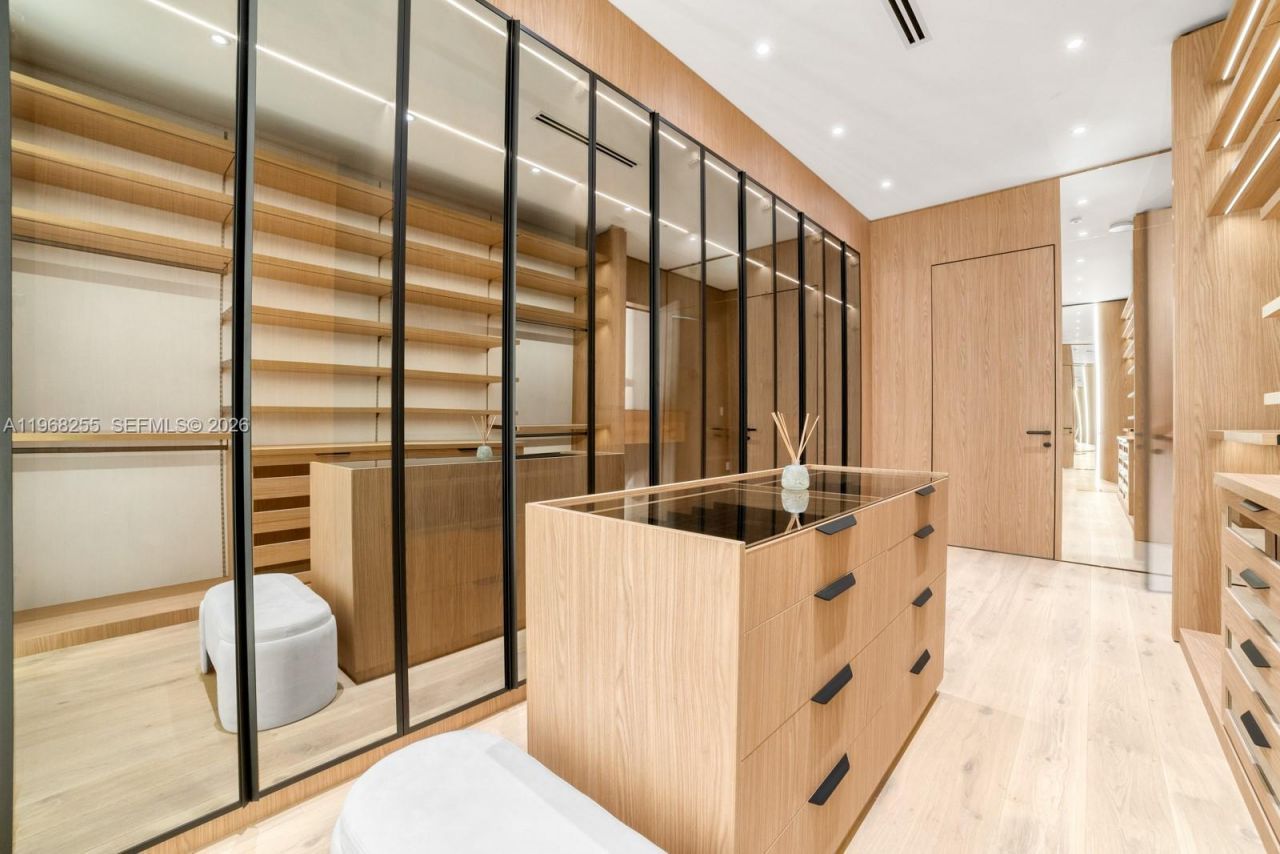 7420 SW 52nd Ave, Miami, FL 33143 Photo