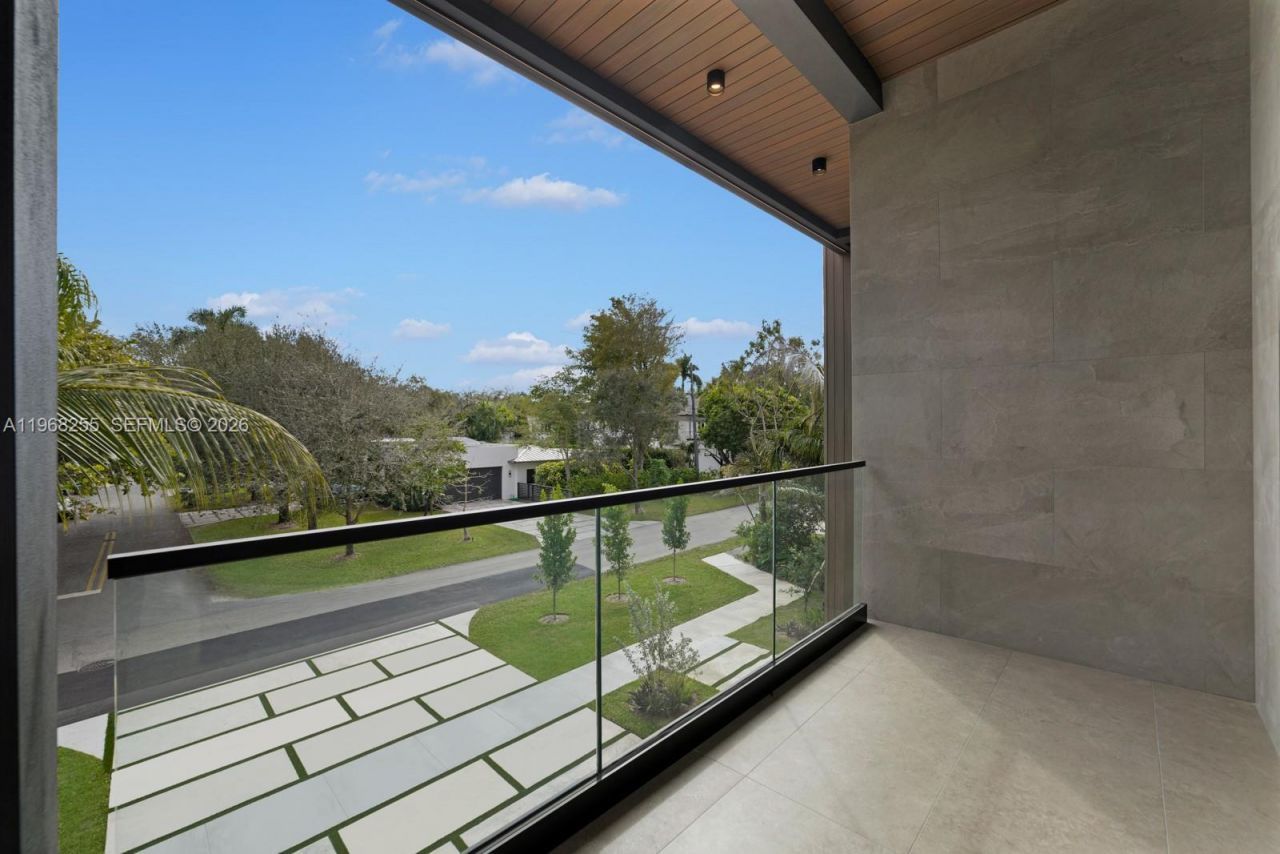 7420 SW 52nd Ave, Miami, FL 33143 Photo