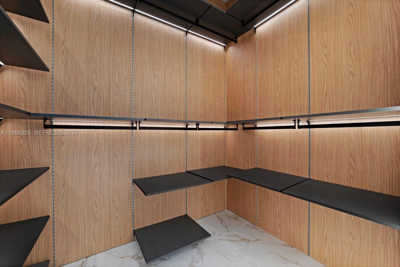 7420 SW 52nd Ave, Miami, FL 33143 Photo