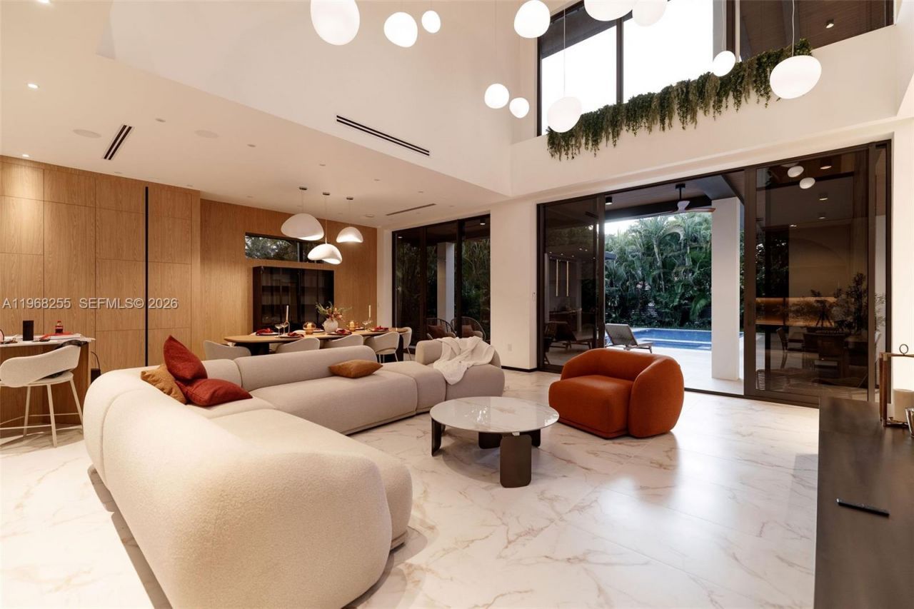 7420 SW 52nd Ave, Miami, FL 33143 Photo