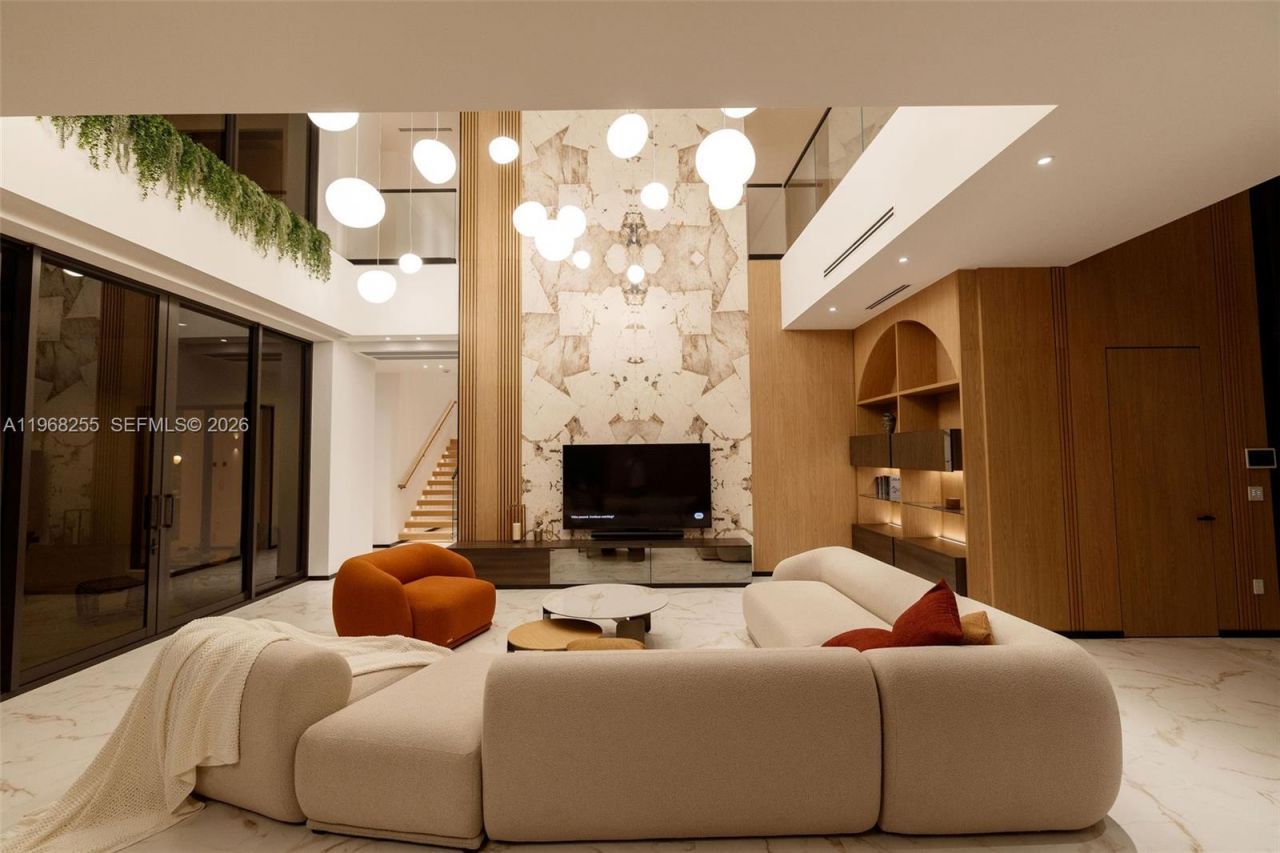 7420 SW 52nd Ave, Miami, FL 33143 Photo