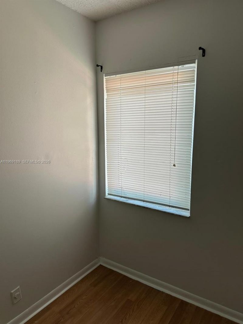 1840 NW 119th St, Unit 502, Miami, FL 33167 Photo