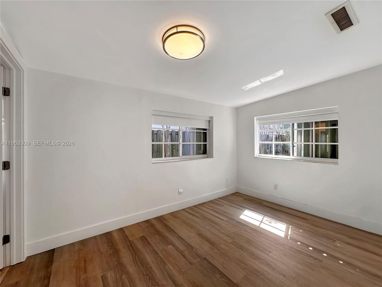 969 Bay Dr , Unit 5, Miami Beach, FL 33141 Photo