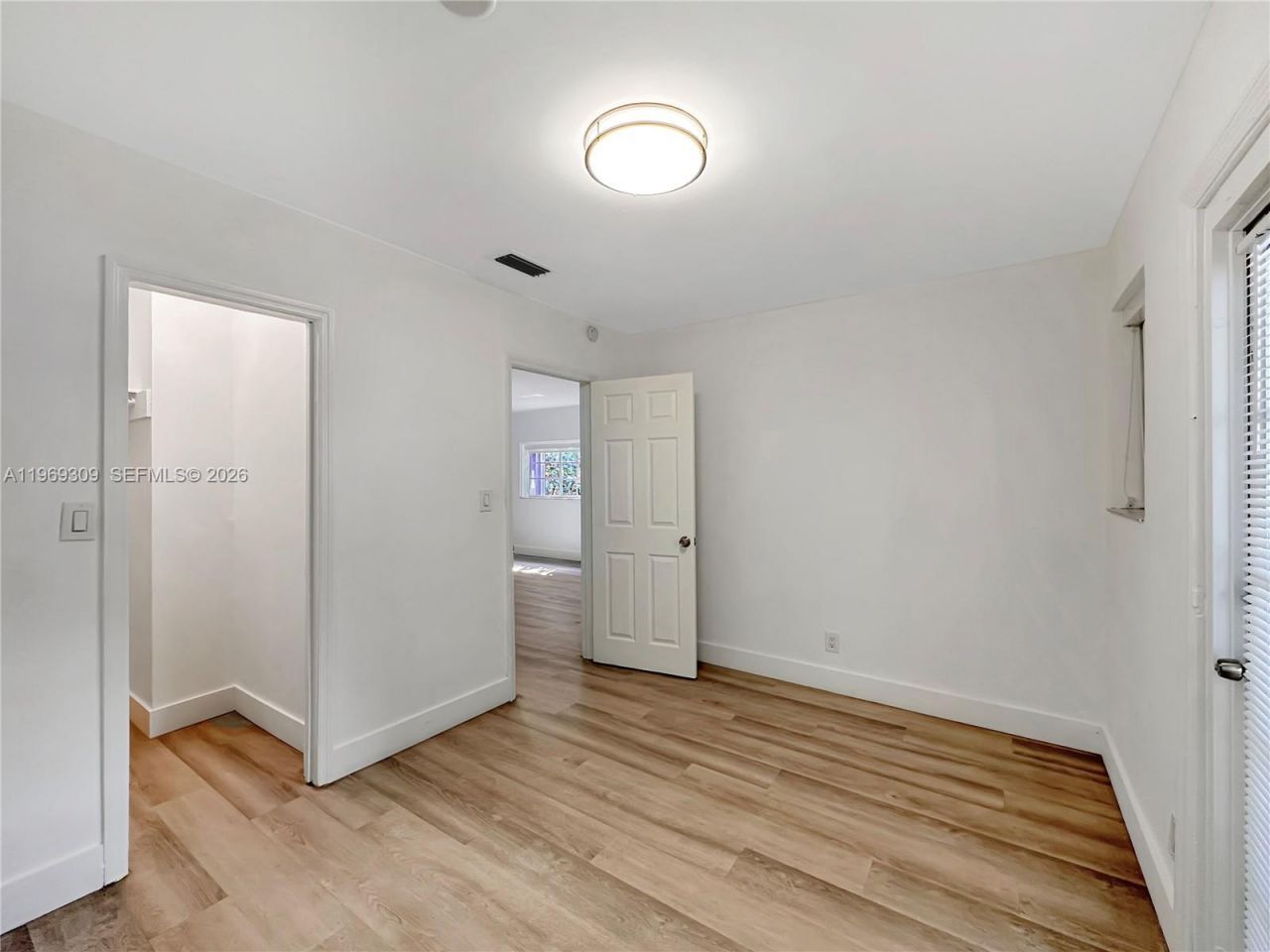 969 Bay Dr , Unit 5, Miami Beach, FL 33141 Photo