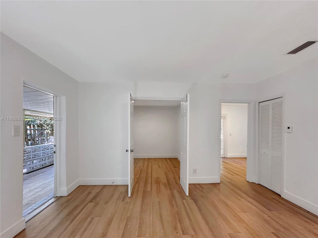 969 Bay Dr , Unit 5, Miami Beach, FL 33141 Photo