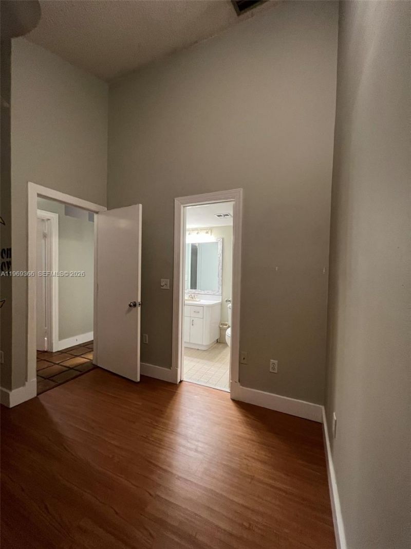 Please Call For Address, Miami, FL 33173 Photo