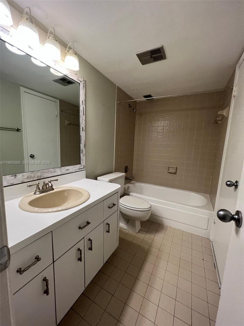 Please Call For Address, Miami, FL 33173 Photo