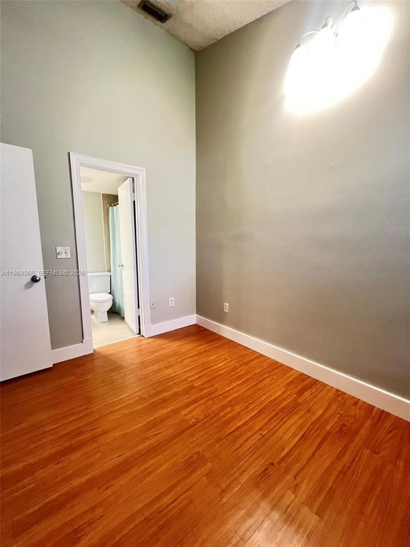 Please Call For Address, Miami, FL 33173 Photo