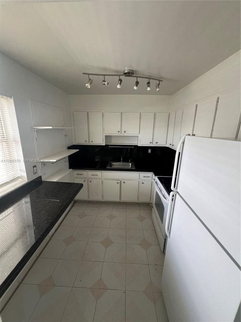 4142 N Jefferson Ave, Unit 6B, Miami Beach, FL 33140 Photo