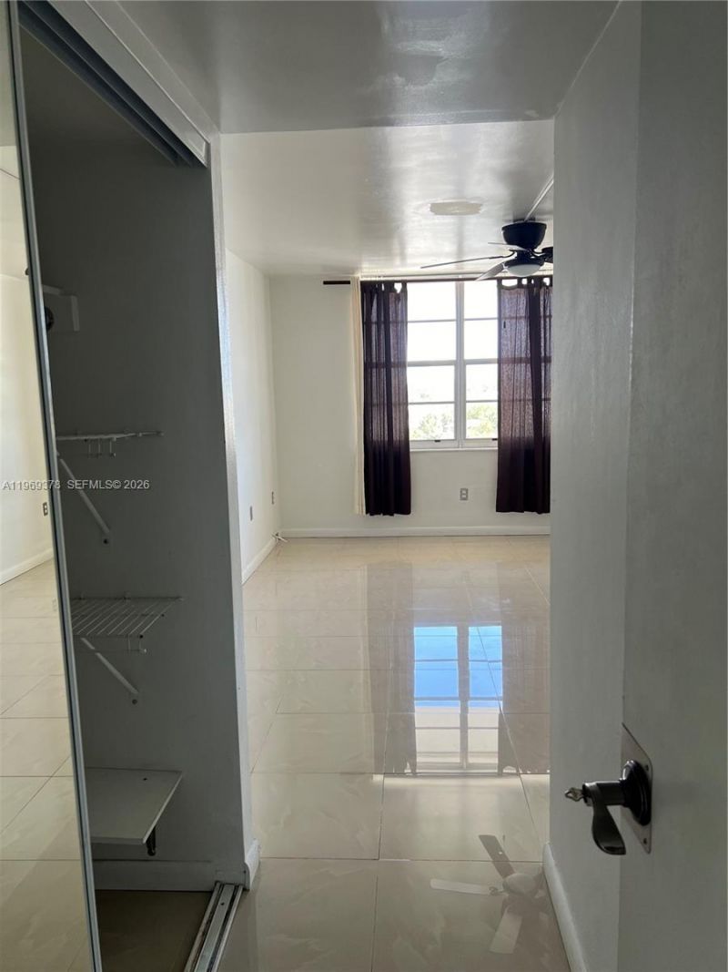 4142 N Jefferson Ave, Unit 6B, Miami Beach, FL 33140 Photo