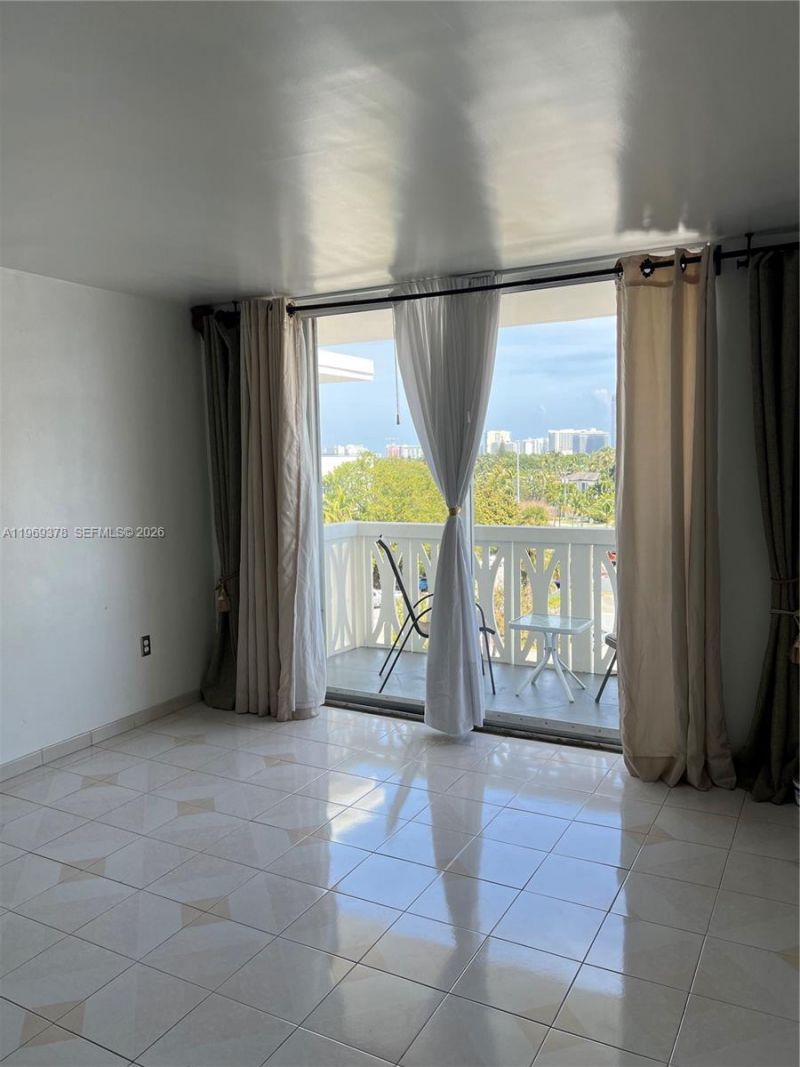 4142 N Jefferson Ave, Unit 6B, Miami Beach, FL 33140 Photo
