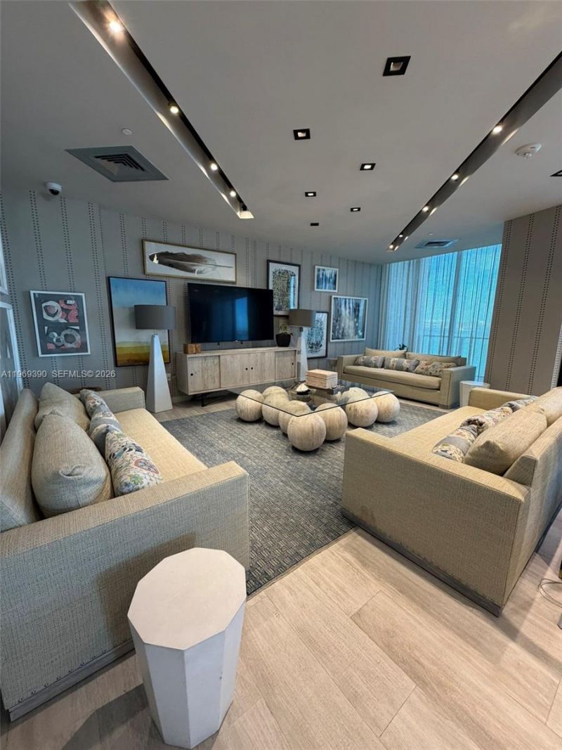 2900 NE 7th Ave , Unit 1205, Miami, FL 33137 Photo