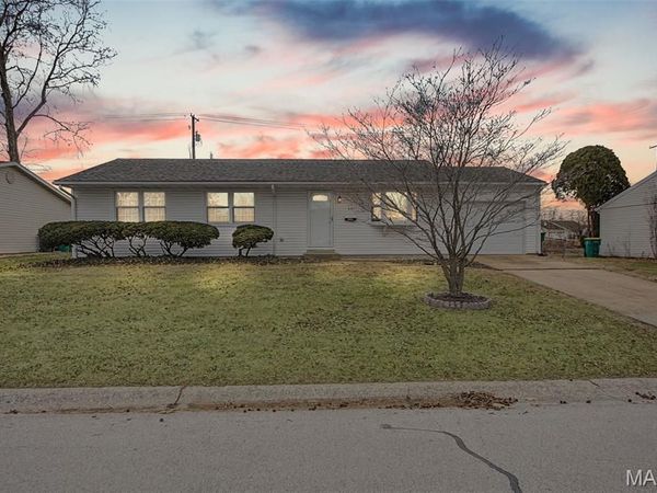 601 Dartmouth Drive, O'Fallon, IL 62269