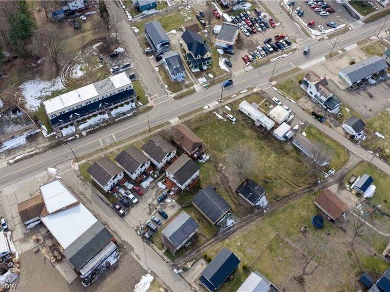 209 - 223 Trenton Avenue, Uhrichsville, OH 44683 Photo 2