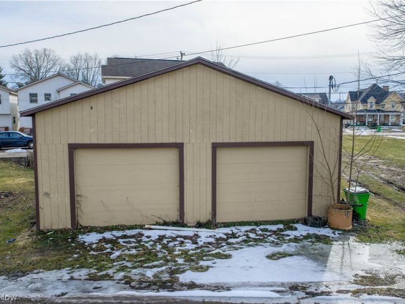 209 - 223 Trenton Avenue, Uhrichsville, OH 44683 Photo 5