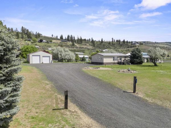 42010 Quail Run N Rd, Deer Meadows, WA 99122