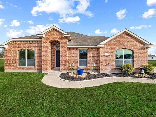 1547 Brookview Drive, Lancaster, TX 75146